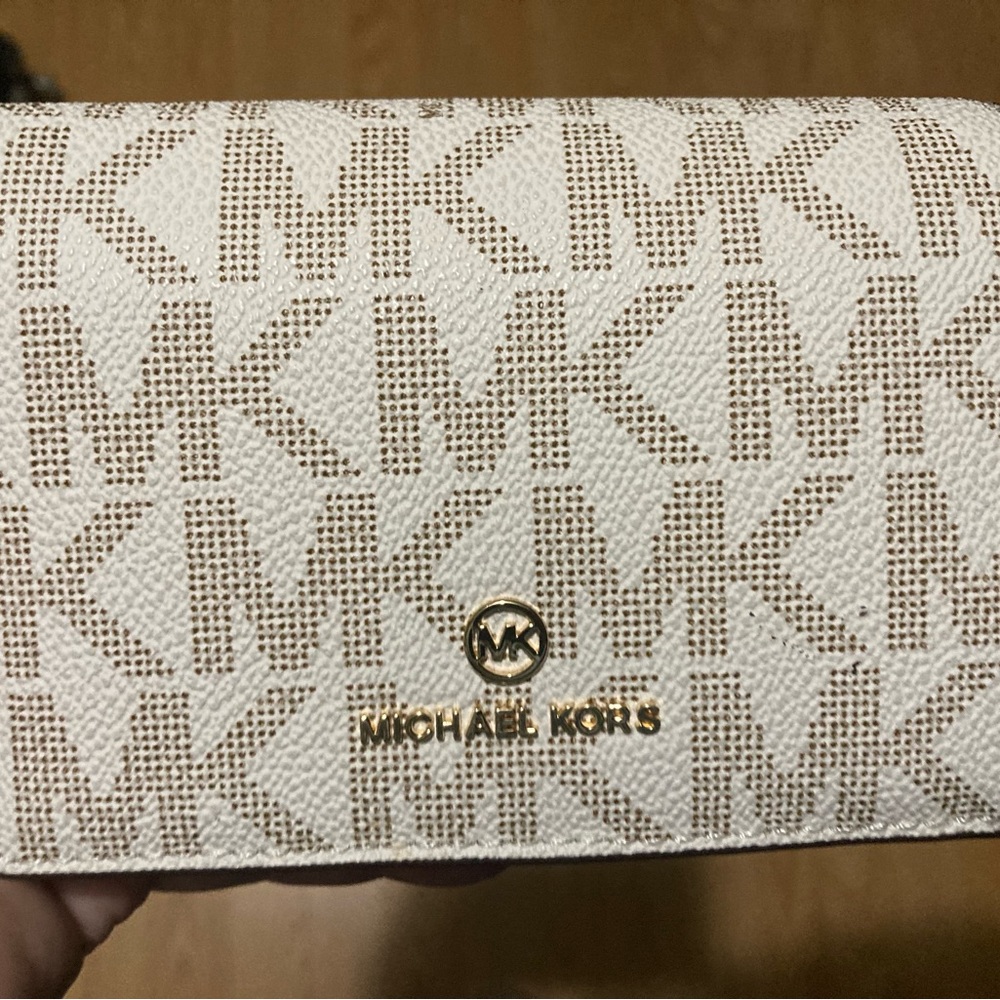 NWT Michael Kors Wallet